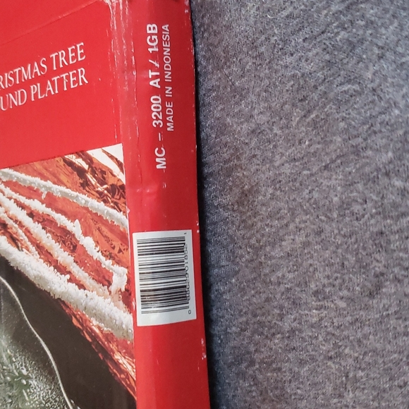 Noel Christmas Tree 12 1/2" Round Clear Glass Platter - Picture 3 of 8